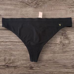 Victoria’s Secret Black XL Thong Brand New with Tags